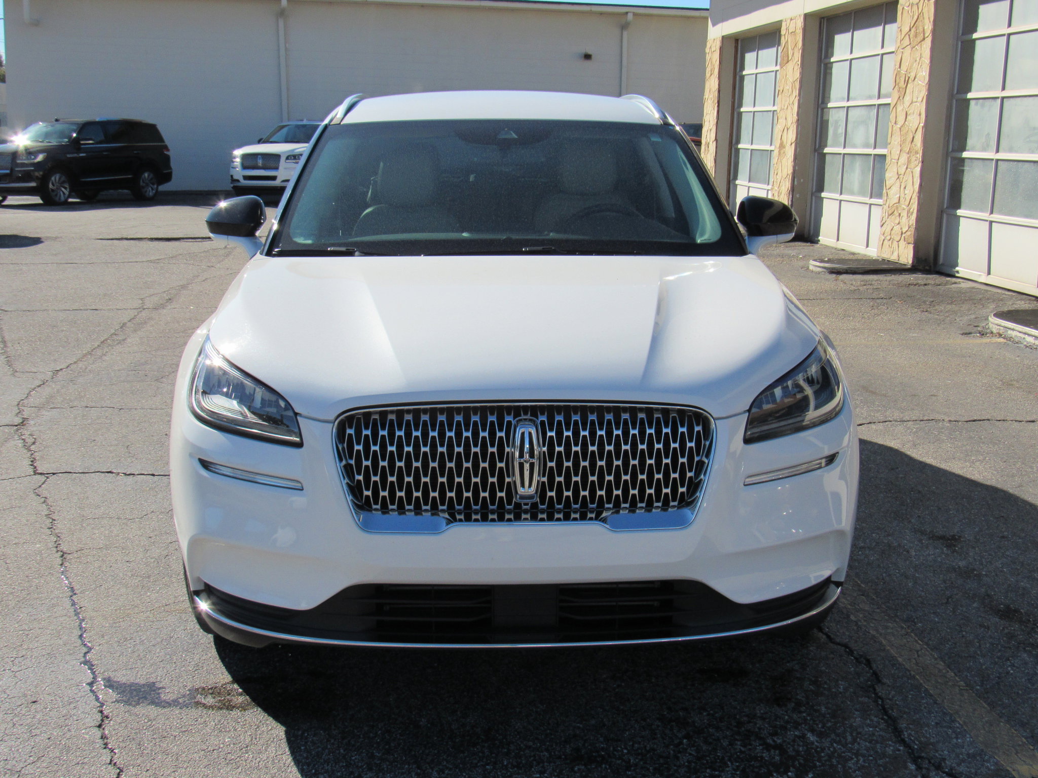 Certified 2020 Lincoln Corsair FWD w/ Equipment Group 101A image 8