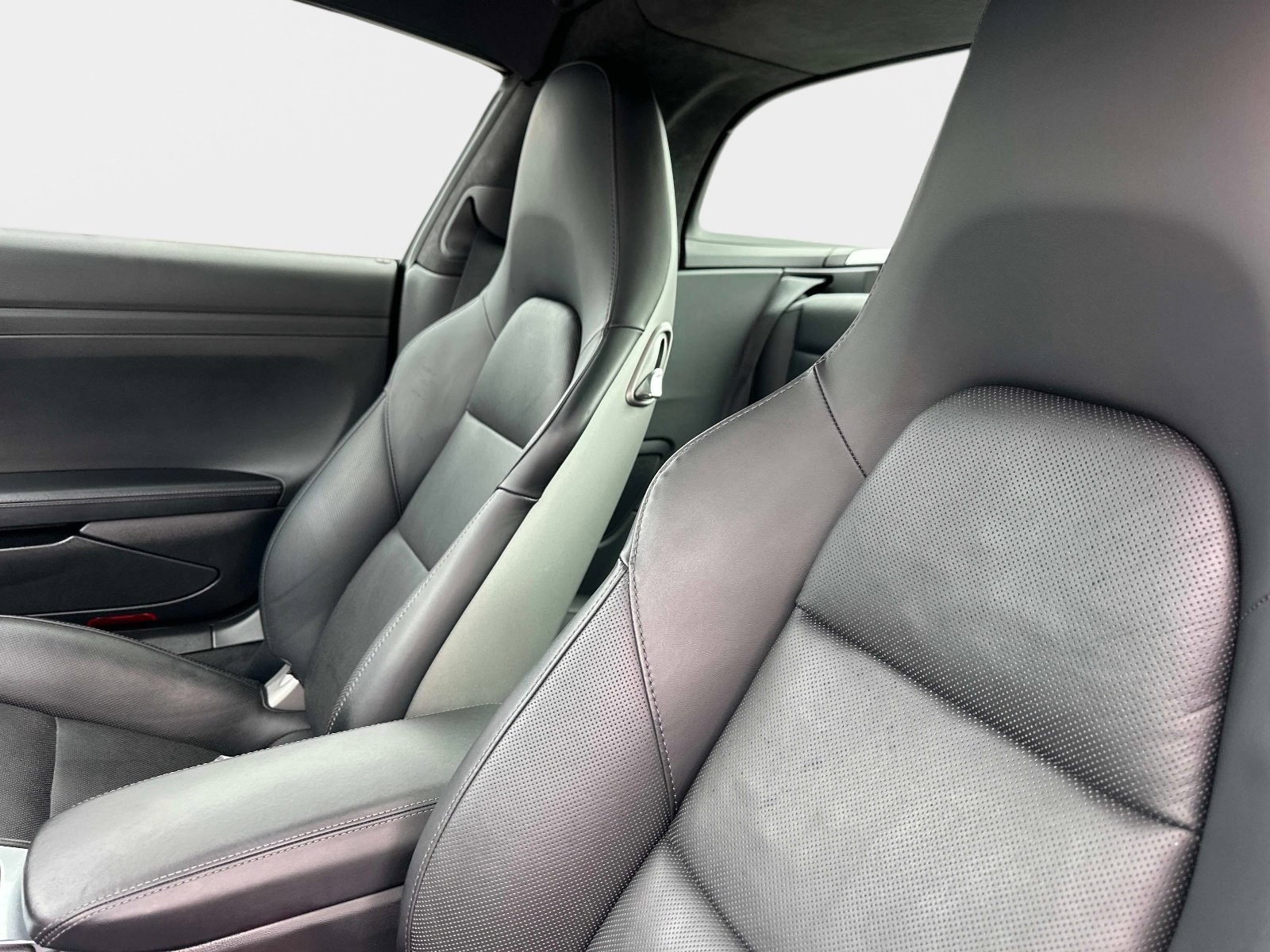 Used 2017 Porsche 911 Targa 4S image 25