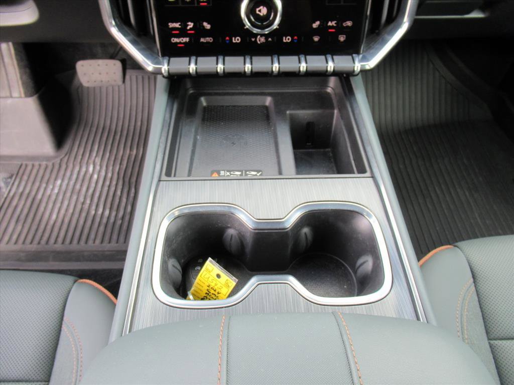 Used 2024 GMC Acadia AT4 w/ LPO, Floor Liner Package image 21