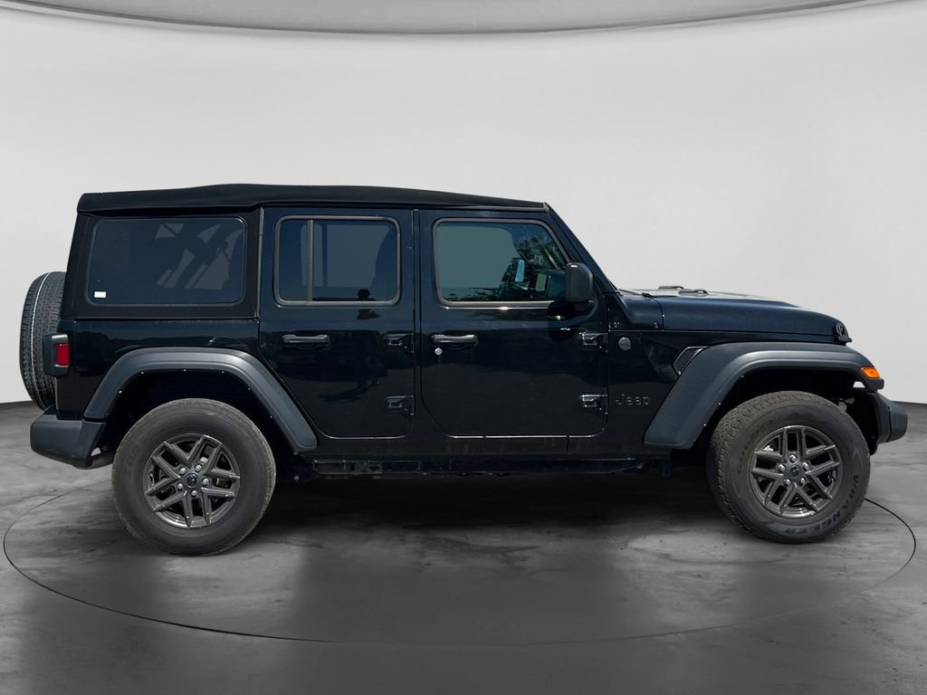 Used 2024 Jeep Wrangler Unlimited Sport AWD/4WD image 11