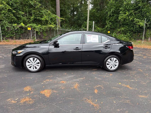 Used 2025 Nissan Sentra S FWD image 2