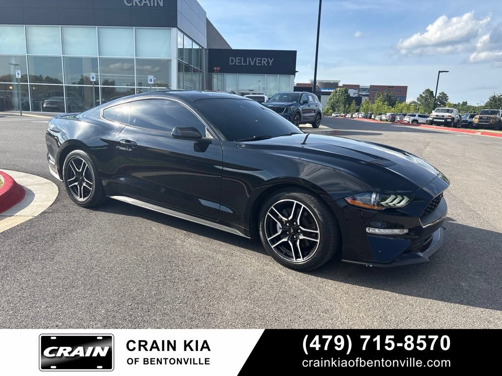 Used 2021 Ford Mustang Premium RWD image 5