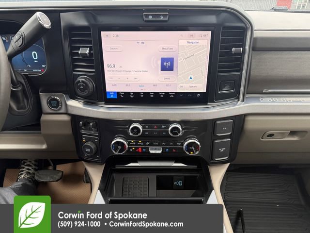 Certified 2025 Ford F350 Platinum w/ Platinum Plus Package image 34