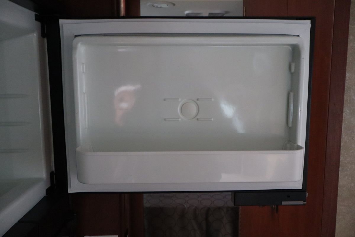 Used 2015 Ford E-450 and Econoline 450 Super Duty w/ Motorhome Prep Package image 52