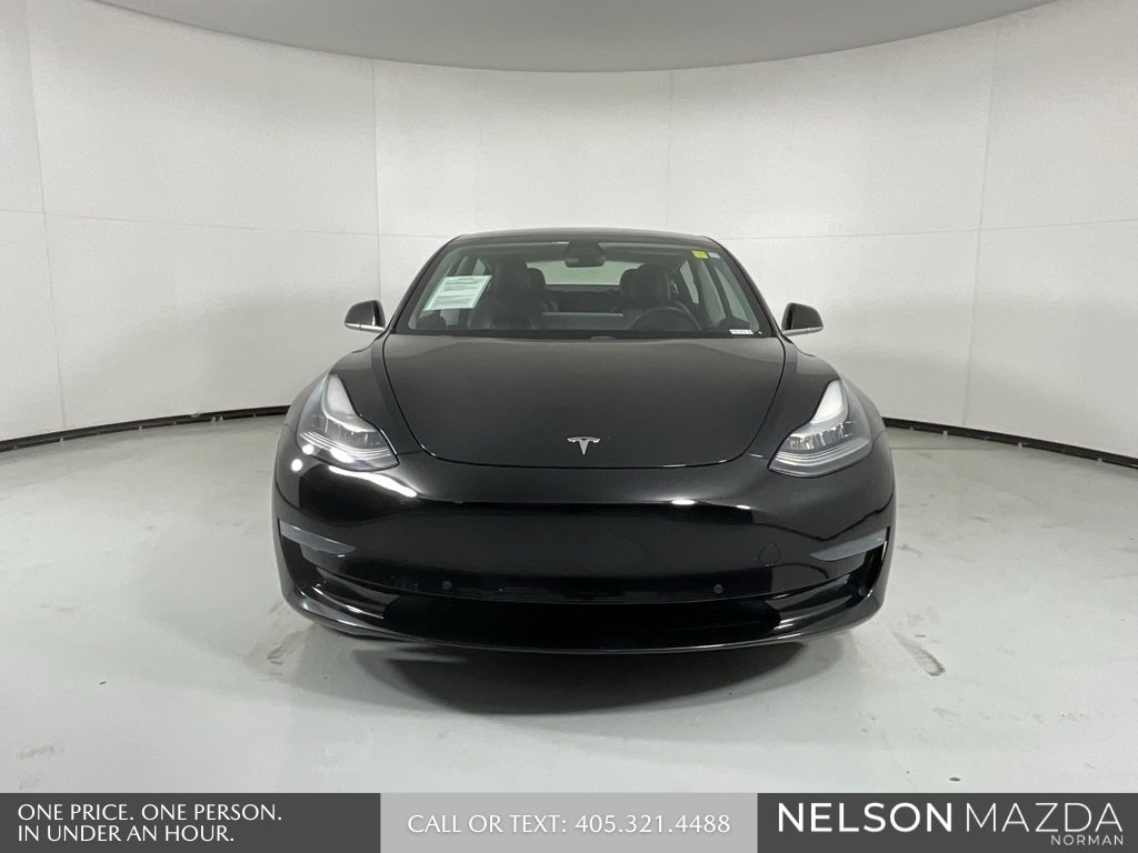 Used 2019 Tesla Model 3 Standard Range Plus image 2