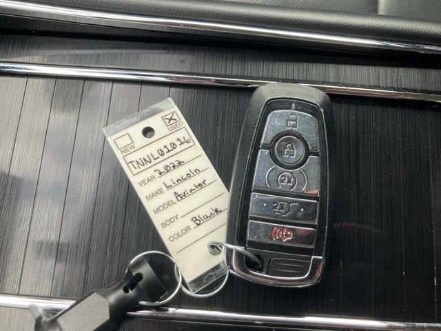Used 2022 Lincoln Aviator Grand Touring image 39
