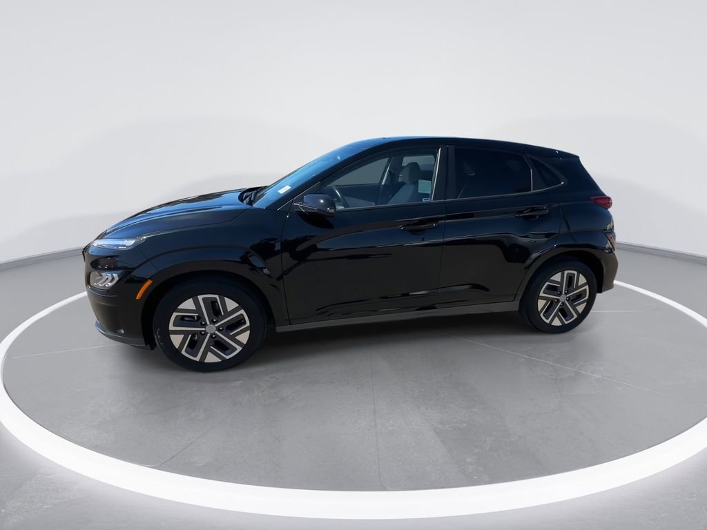 Used 2023 Hyundai Kona Limited w/ Cargo Package FWD image 9