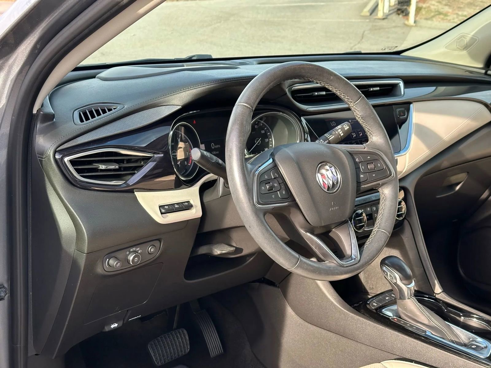 Used 2021 Buick Encore GX Essence w/ Advanced Technology Package image 25