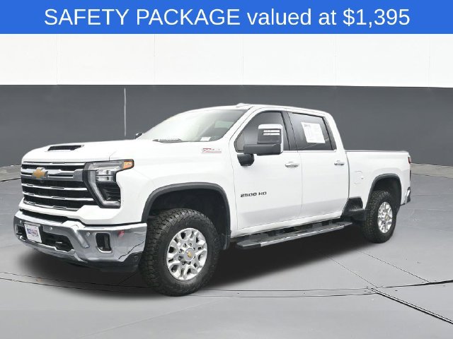 Used 2024 Chevrolet Silverado 2500 LTZ w/ LTZ Convenience Package AWD/4WD image 4