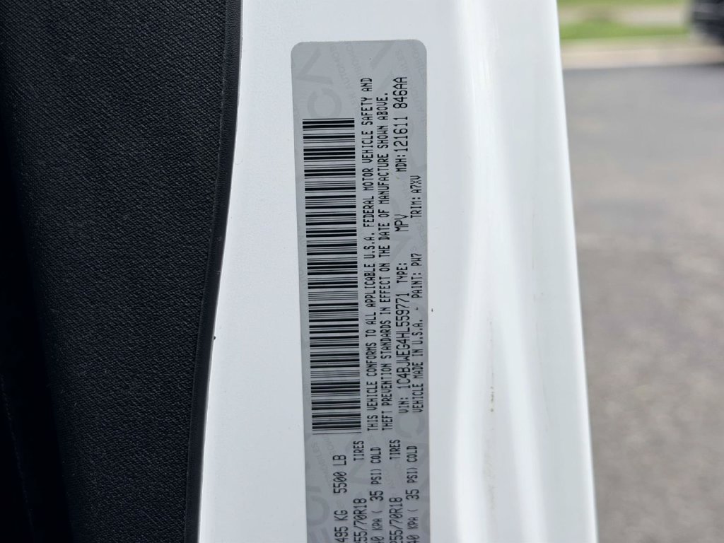 Used 2017 Jeep Wrangler Unlimited Sahara AWD/4WD image 25