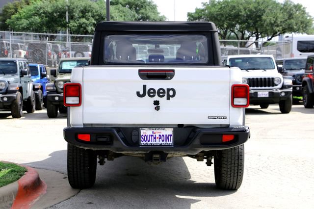 Used 2021 Jeep Gladiator Sport w/ Trailer Tow Package AWD/4WD image 6