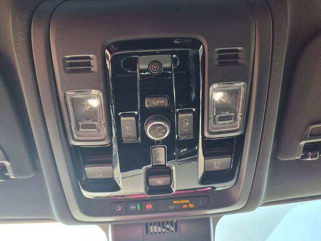 New 2026 Chevrolet Suburban Z71 w/ Z71 Off-Road Package AWD/4WD image 27