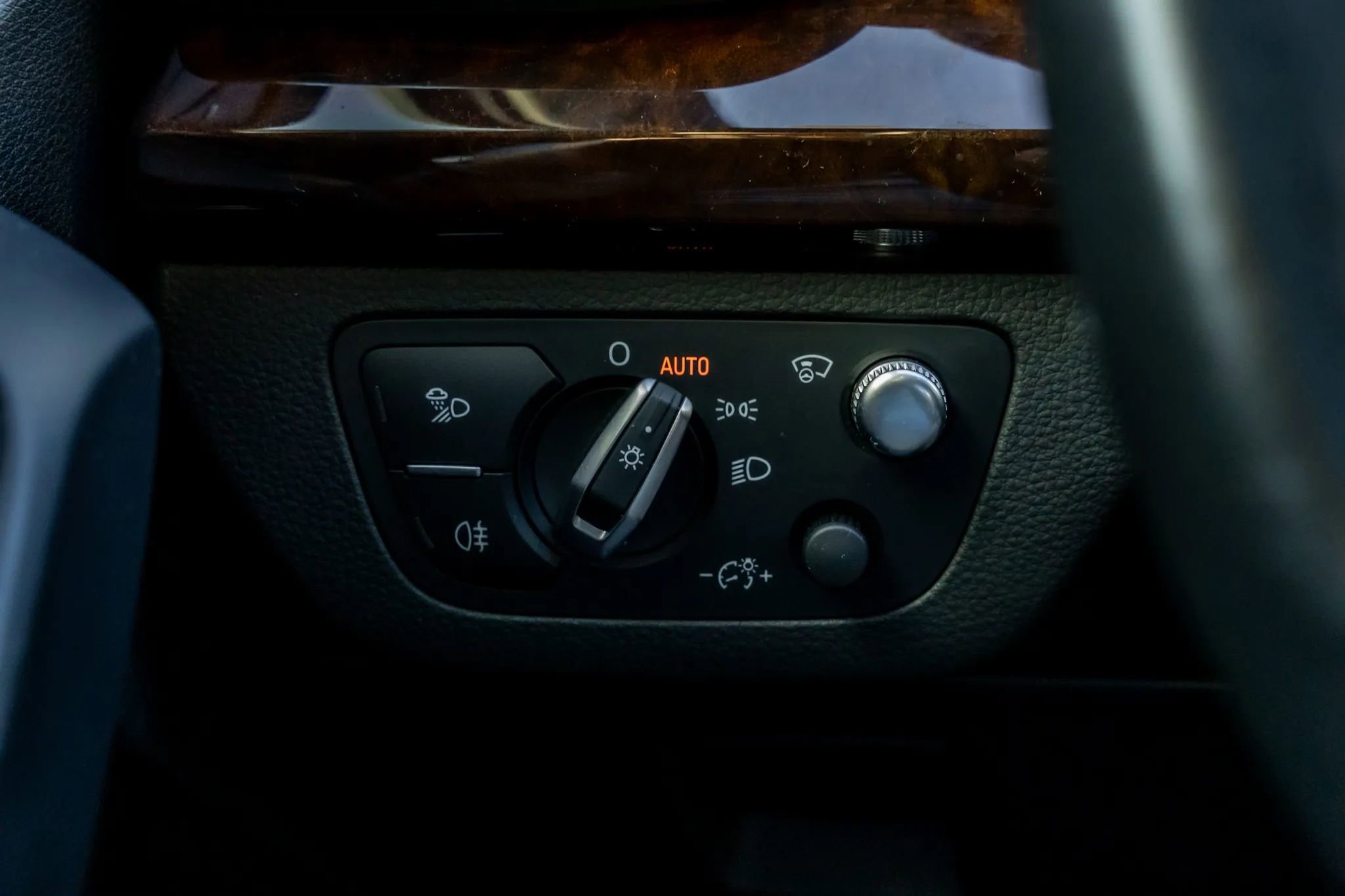 Used 2018 Audi Q5 Prestige w/ Prestige Package image 24