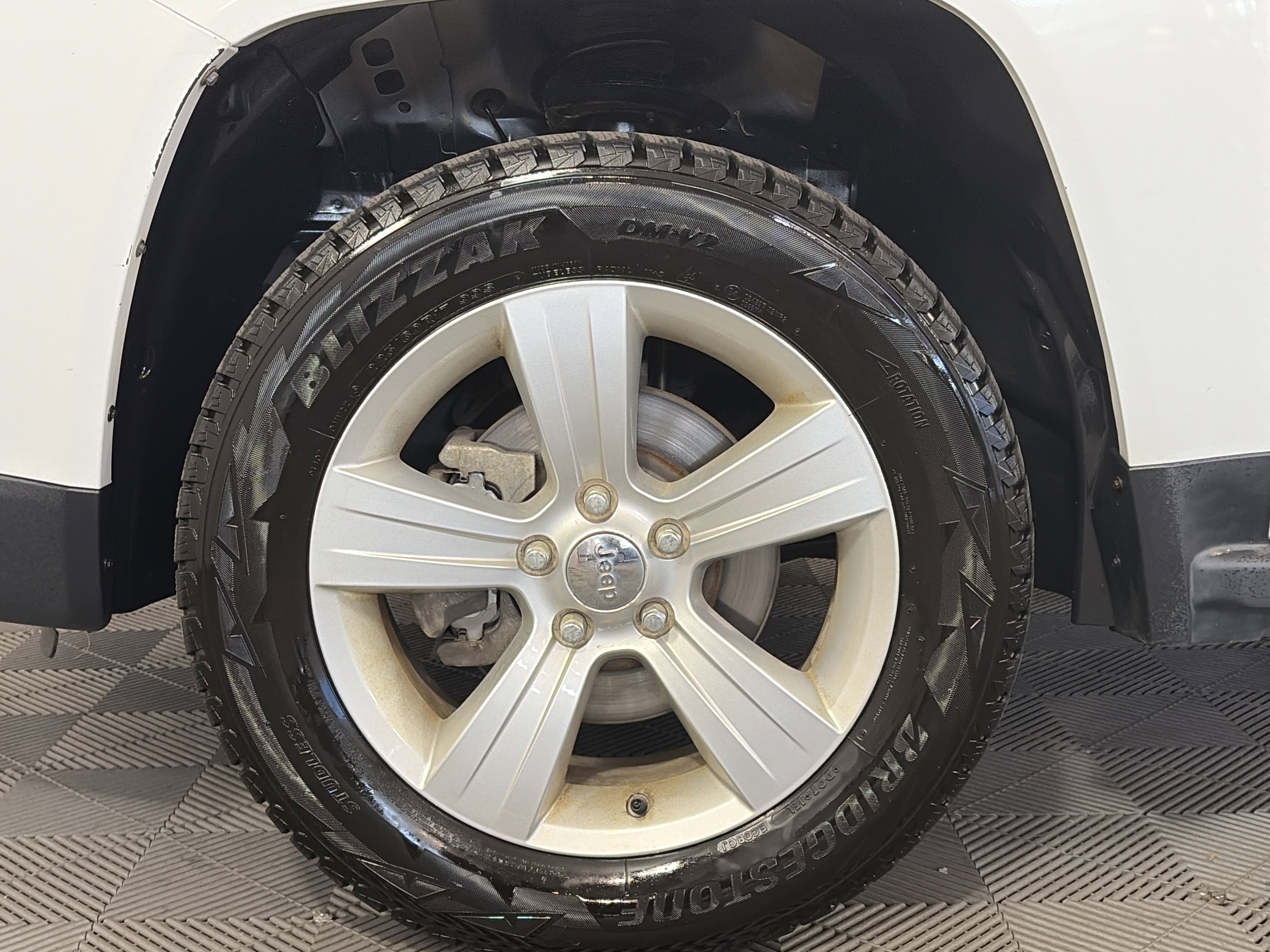 Used 2016 Jeep Compass Latitude AWD/4WD image 10