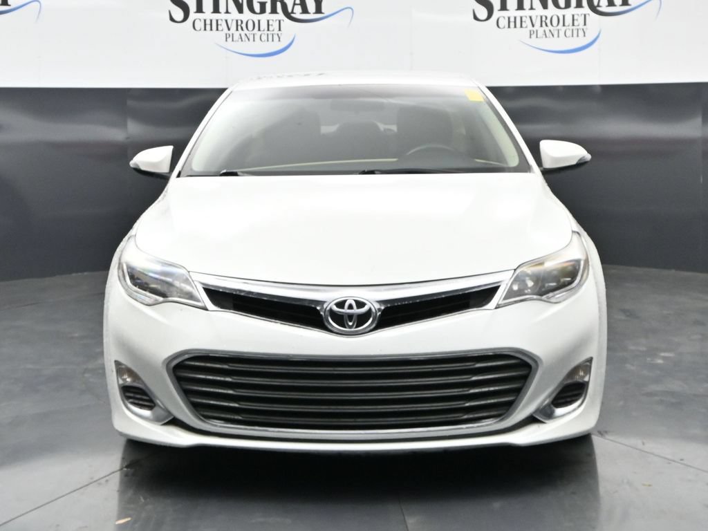 Used 2014 Toyota Avalon XLE FWD image 2
