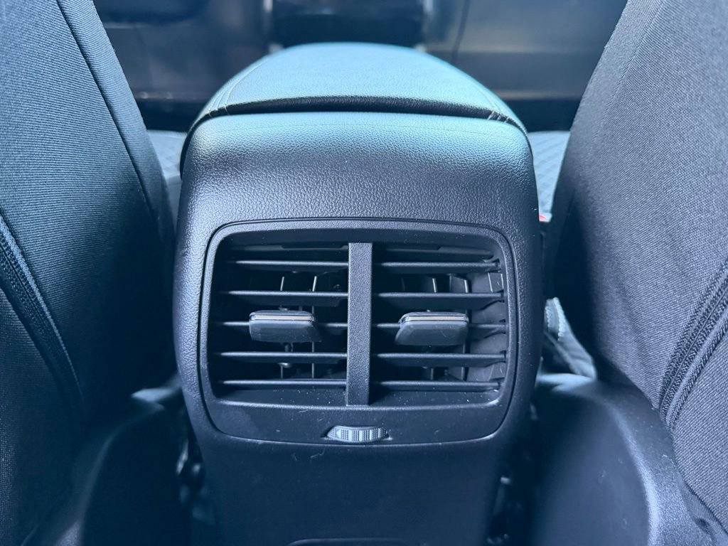 Used 2023 Ford Escape Active w/ Tech Pack #1 AWD/4WD image 12