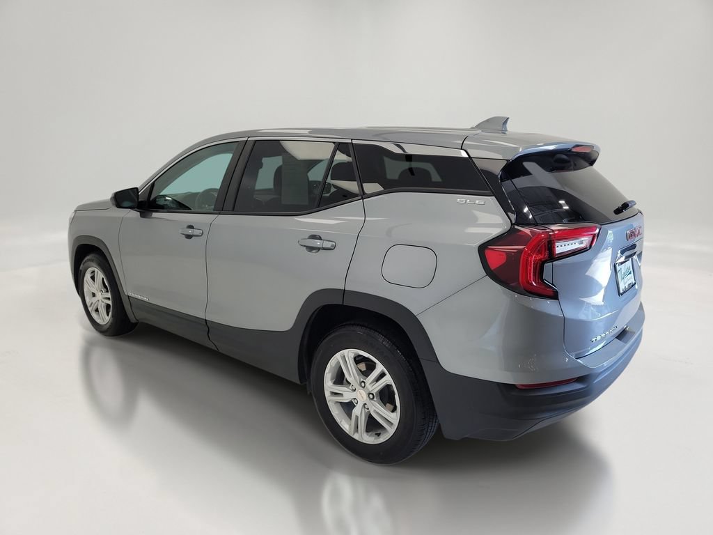 Used 2024 GMC Terrain SLE FWD image 5