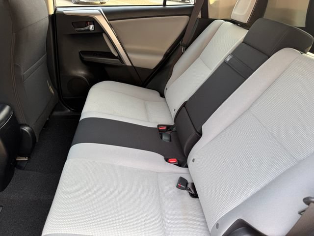 Used 2016 Toyota RAV4 XLE w/ Convenience Package AWD/4WD image 29