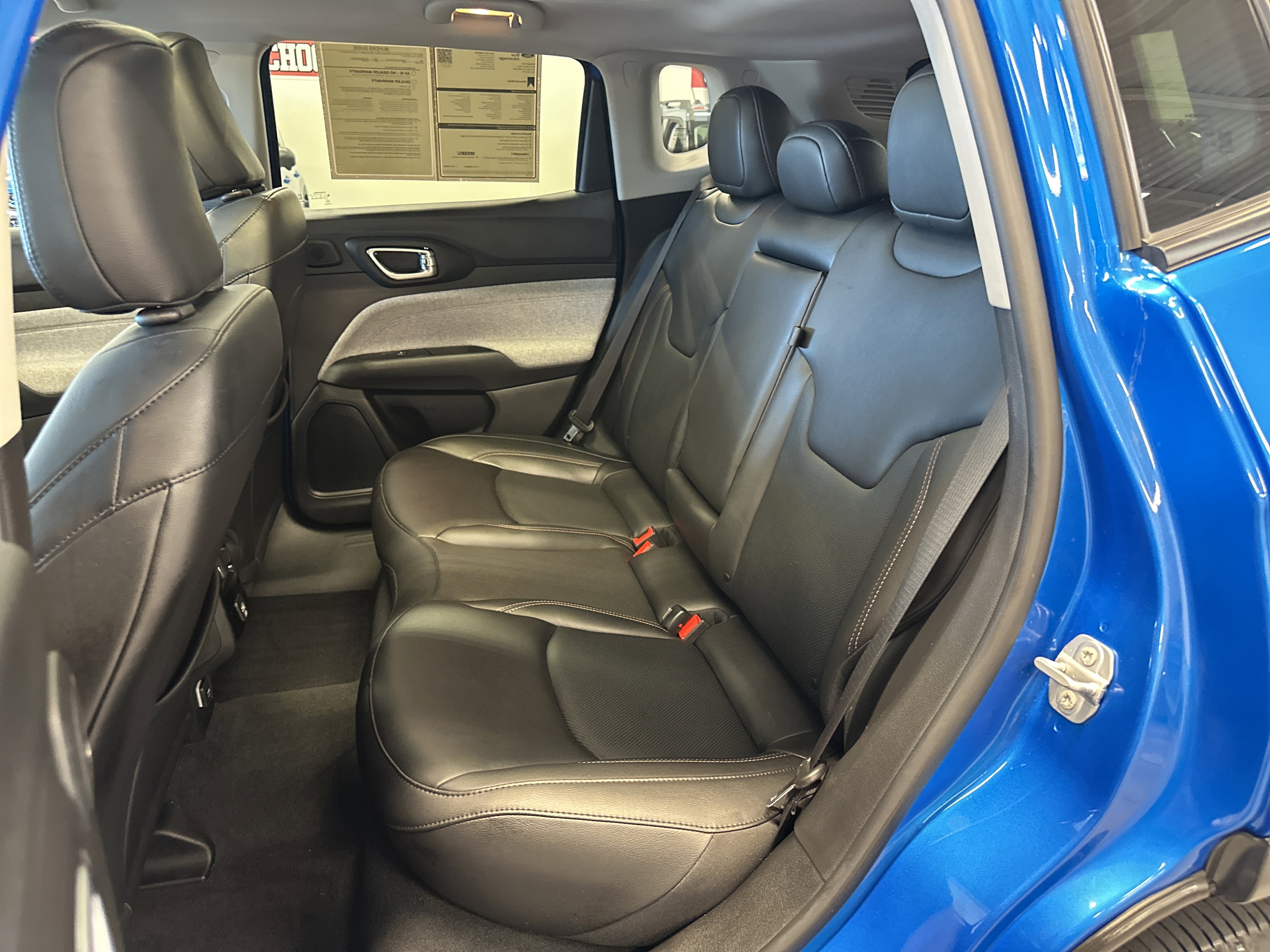 Used 2022 Jeep Compass Latitude w/ Sun and Sound Group image 6