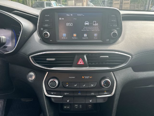 Used 2019 Hyundai Santa Fe SEL FWD image 22