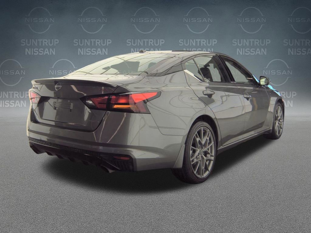 Used 2024 Nissan Altima 2.0 SR image 21