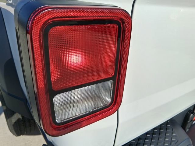 New 2026 Jeep Gladiator Sport AWD/4WD image 9
