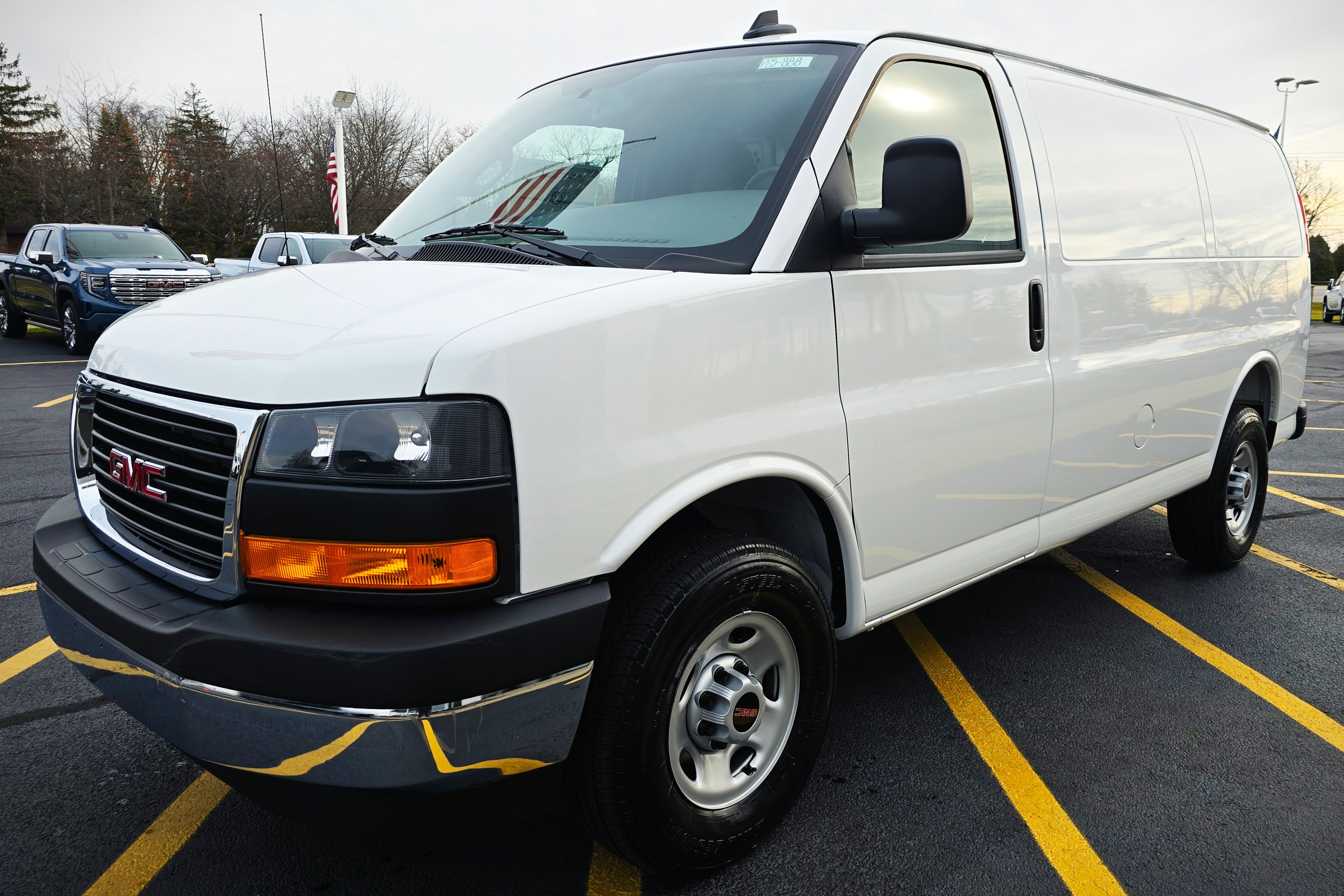 New 2025 GMC Savana 2500 w/ Chrome Appearance Package image 4