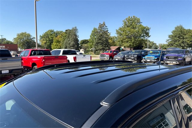 Used 2024 Jeep Compass Trailhawk image 11