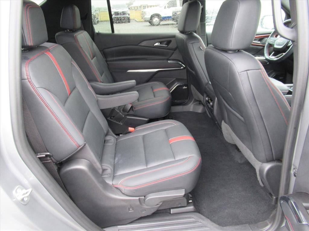 Used 2024 Chevrolet Traverse RS w/ LPO, Floor Liner Package image 34
