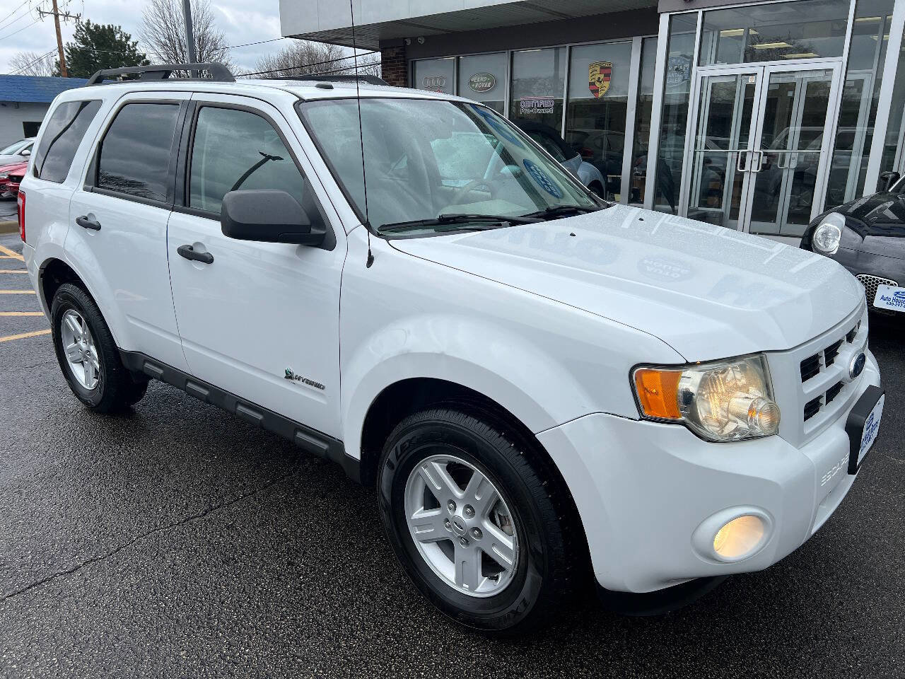 Used 2010 Ford Escape 2WD Hybrid image 4