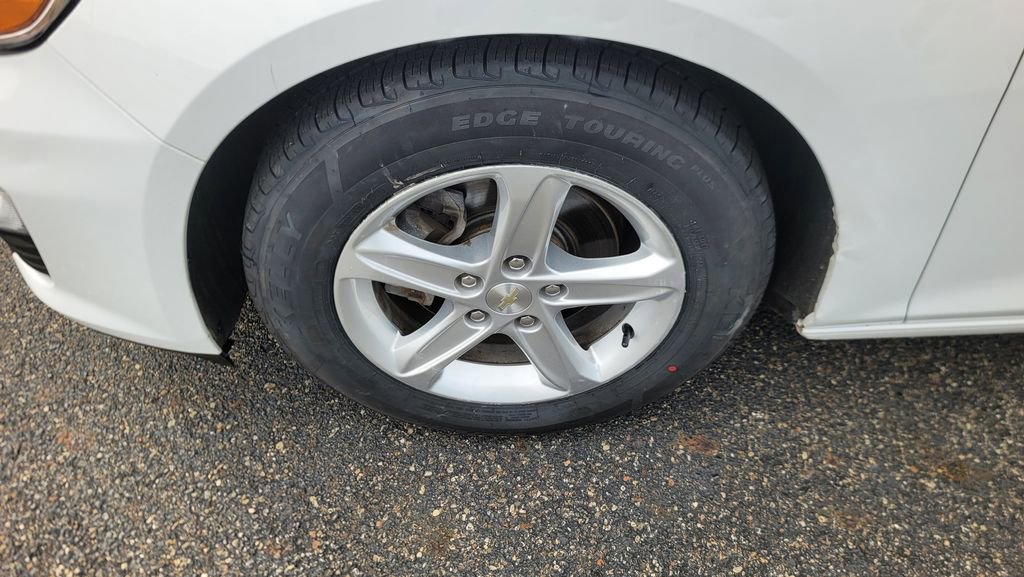 Used 2019 Chevrolet Malibu LS image 6