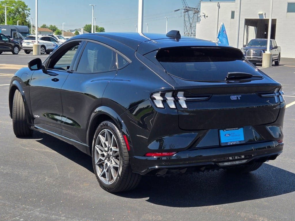 Used 2025 Ford Mustang Mach-E GT AWD/4WD image 17