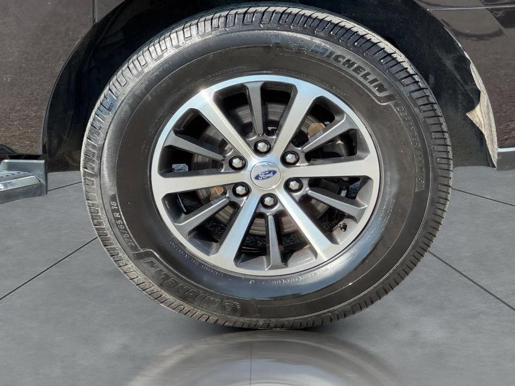 Used 2021 Ford Expedition Max XLT AWD/4WD image 9