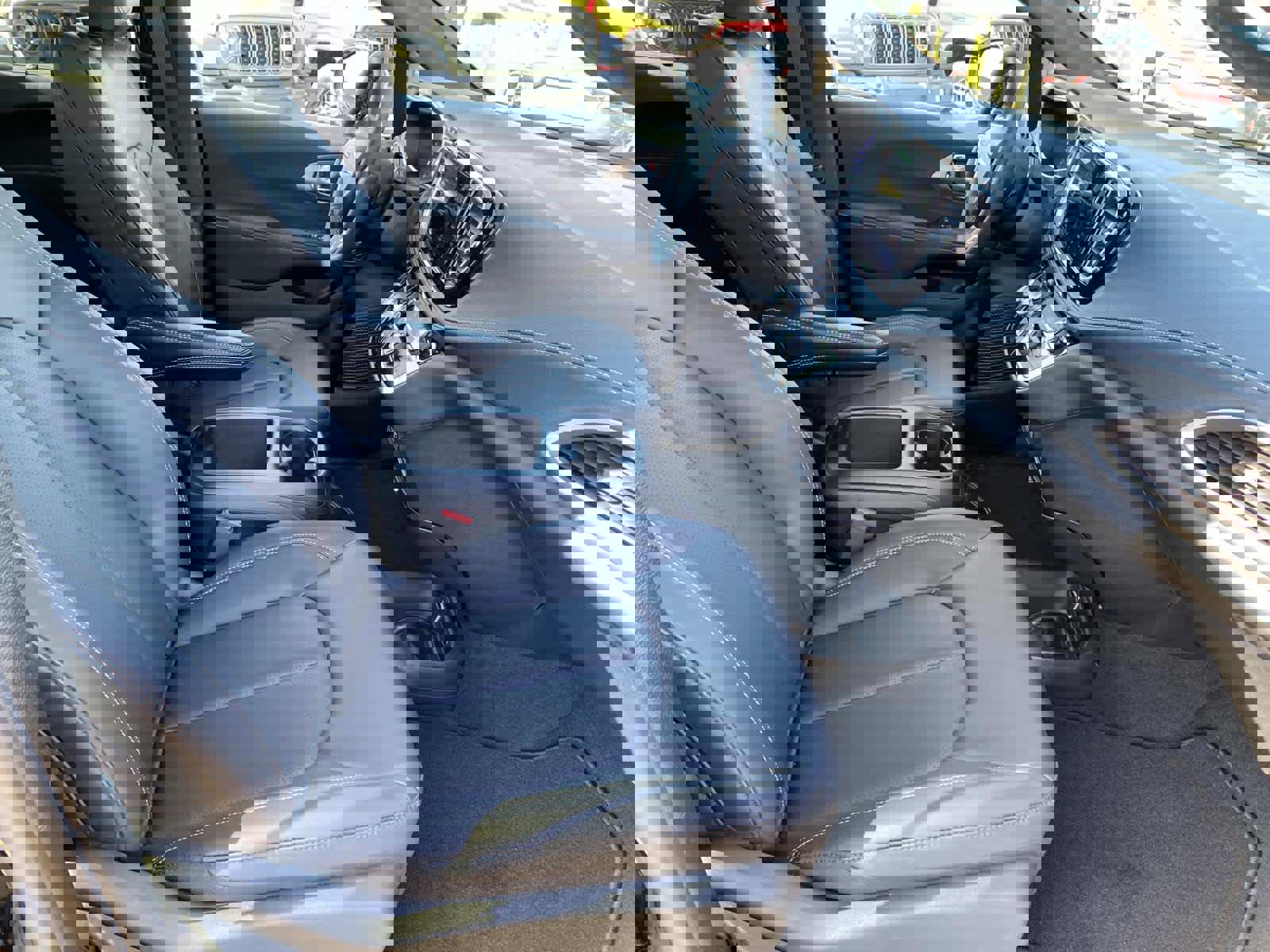 Used 2025 Chrysler Pacifica Select image 21