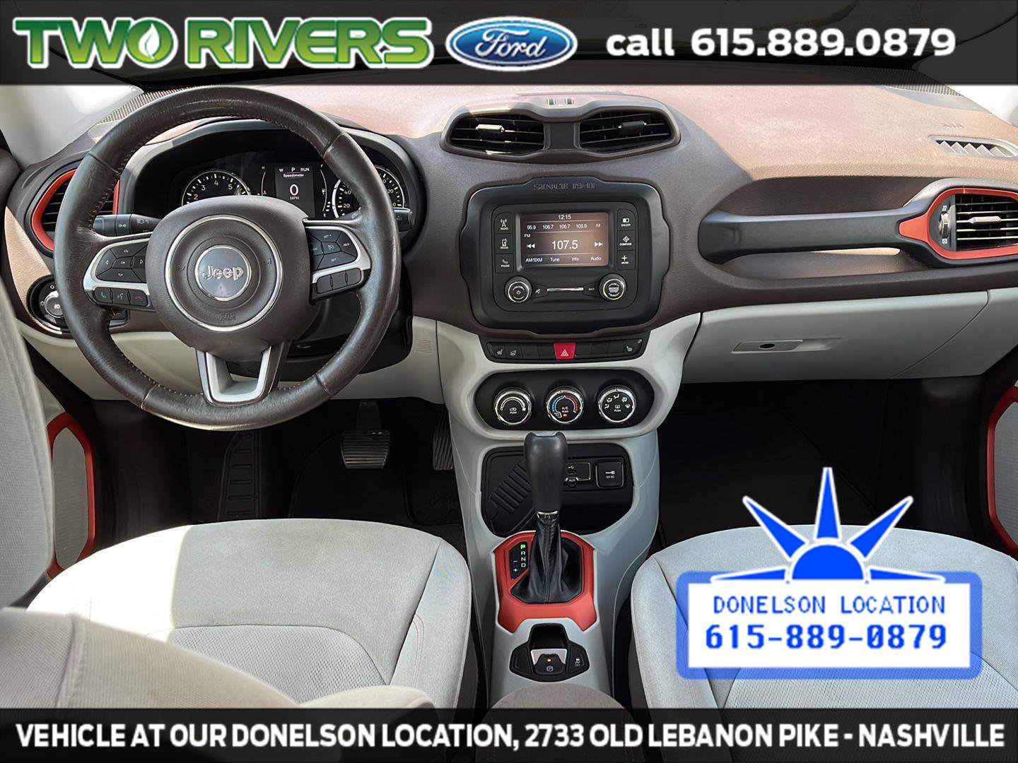 Used 2015 Jeep Renegade Latitude w/ Cold Weather Group FWD image 29