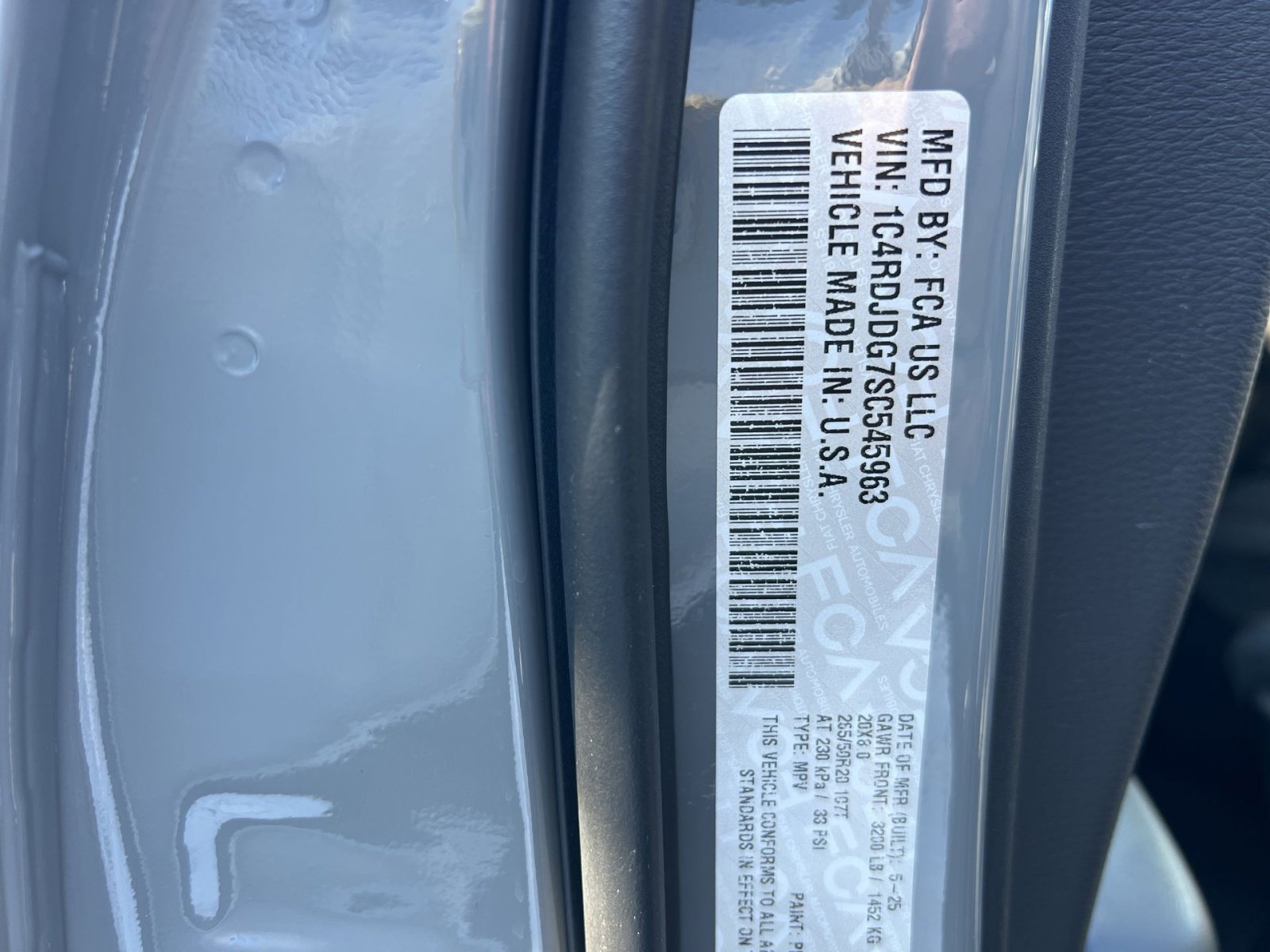 Used 2025 Dodge Durango GT image 25