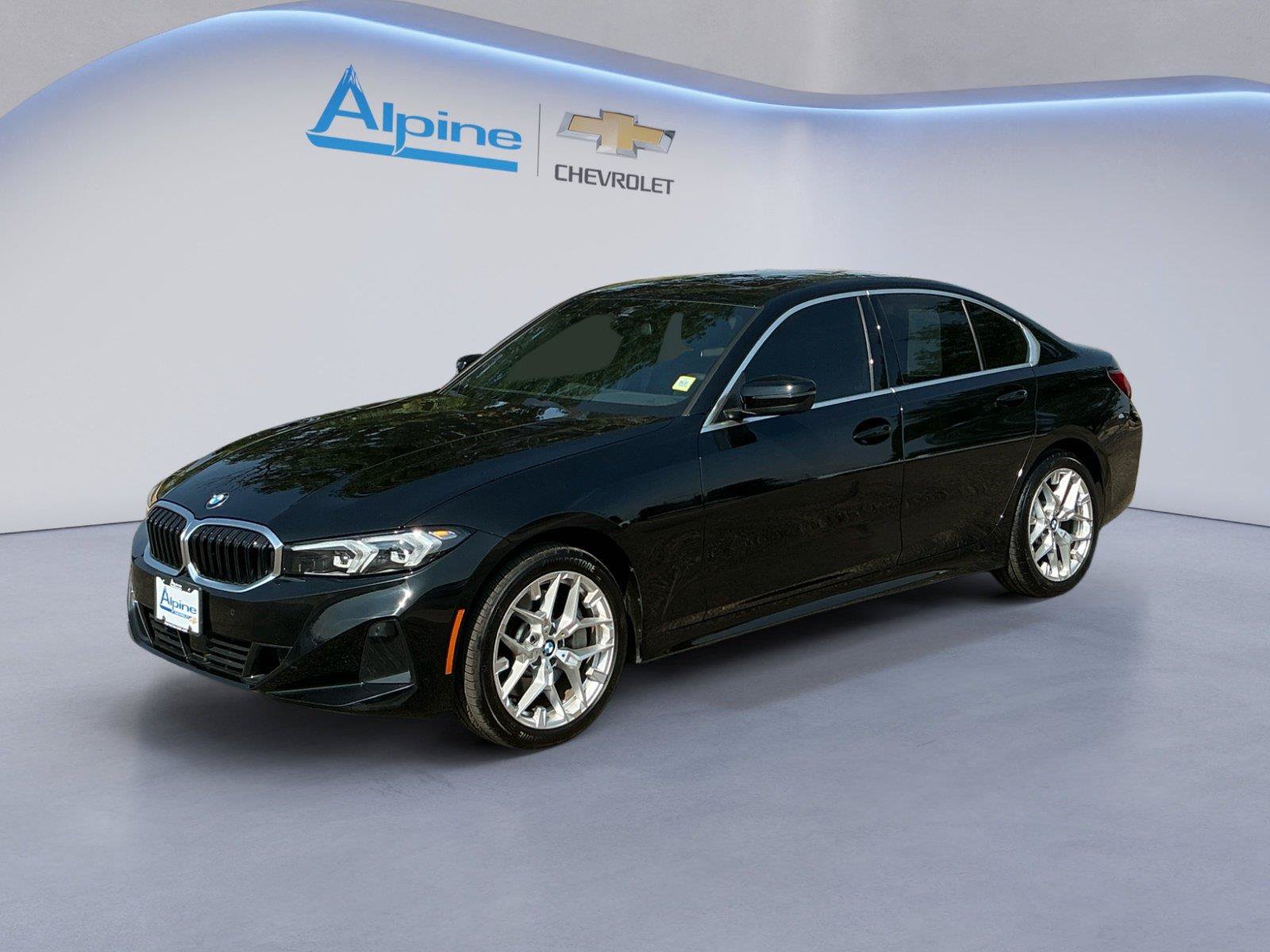 Used 2026 BMW 330i xDrive Sedan AWD/4WD image 1