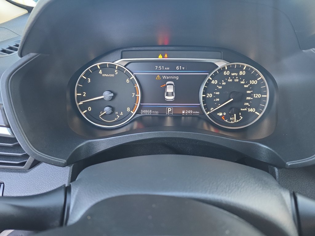 Used 2025 Nissan Altima 2.5 SV FWD image 15