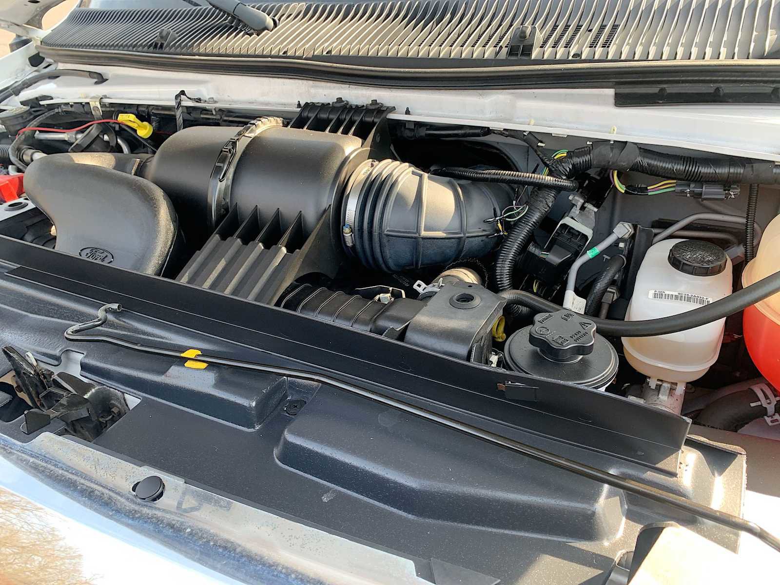 Used 2017 Ford E-450 and Econoline 450 Super Duty w/ Power Windows & Locks Group RWD image 23