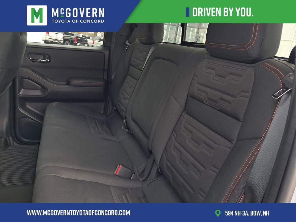 Used 2025 Nissan Frontier PRO-4X w/ Interior Protection Package image 18