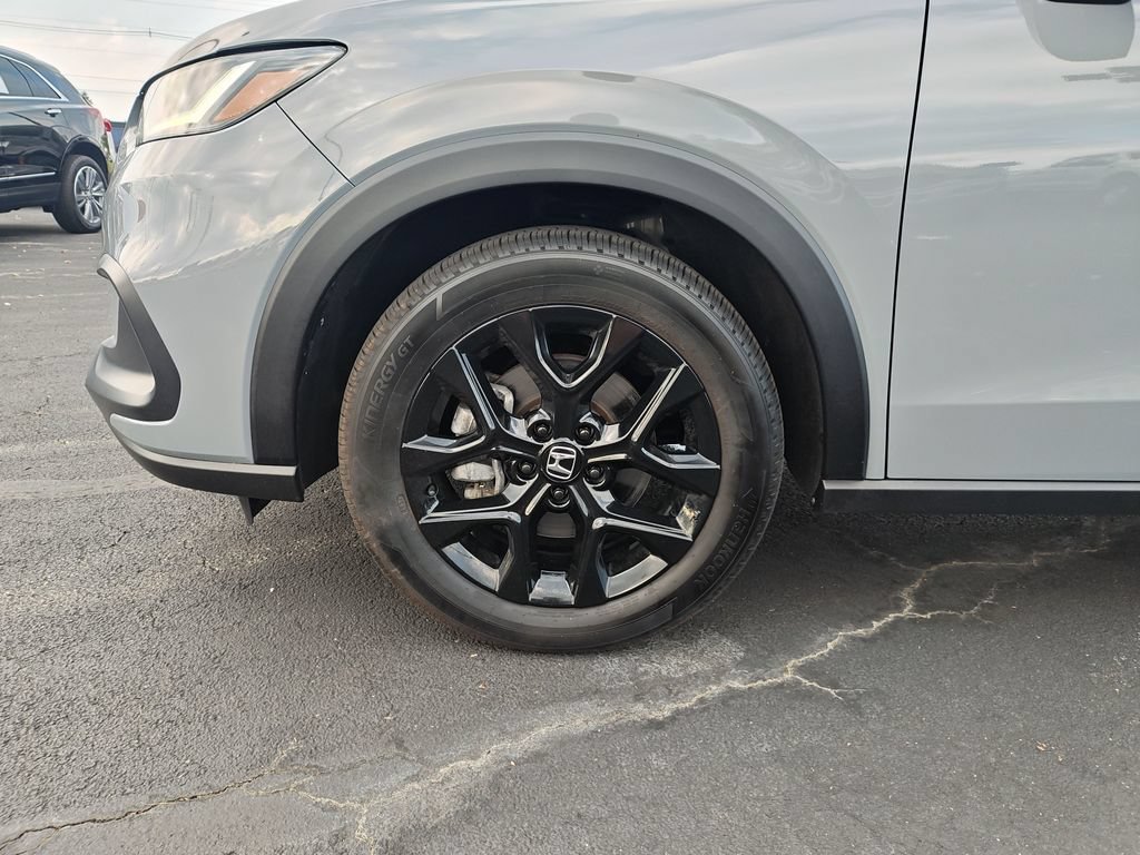 Used 2025 Honda HR-V Sport image 10