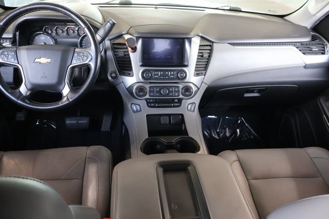 Used 2020 Chevrolet Tahoe LT w/ Luxury Package RWD image 17