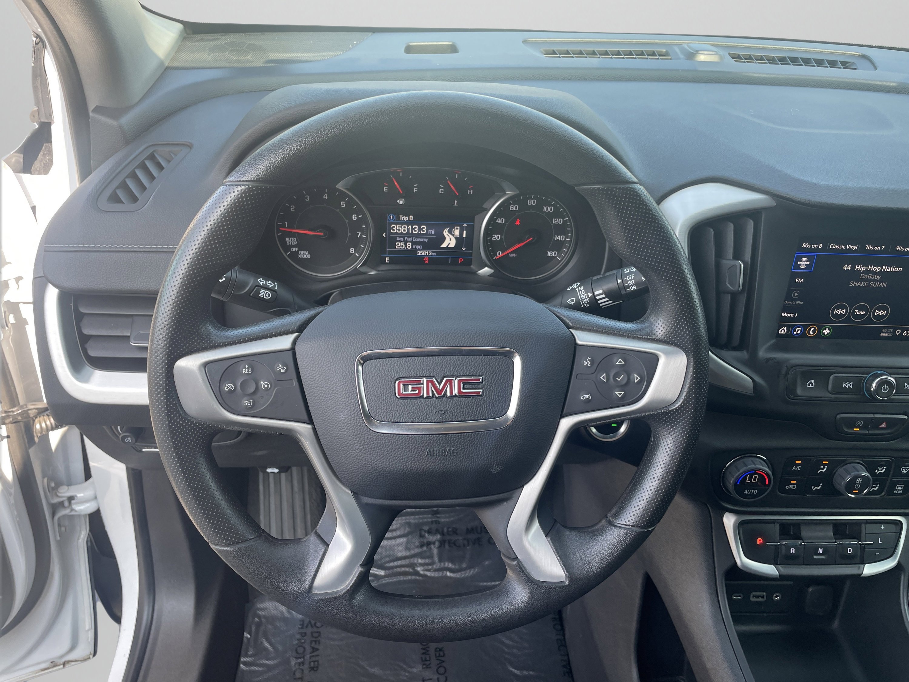 Used 2022 GMC Terrain SLE w/ Driver Convenience Package image 18