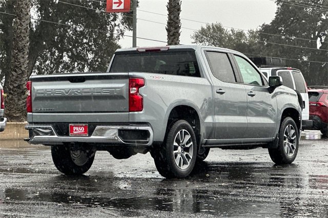 Used 2025 Chevrolet Silverado 1500 LT image 5