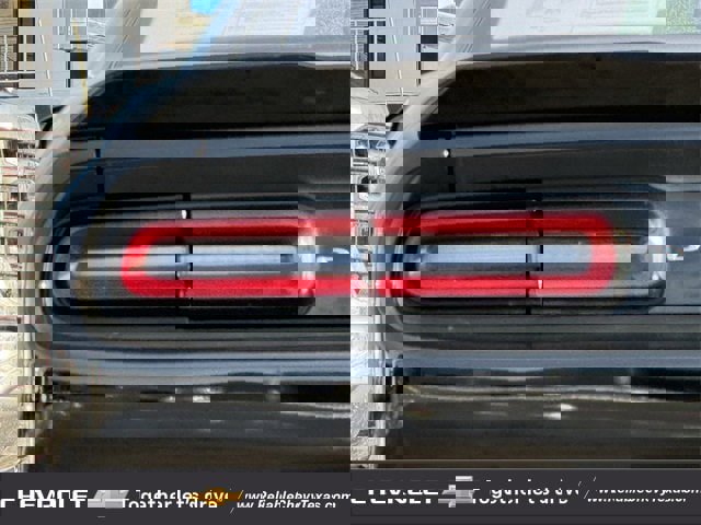 Used 2022 Dodge Challenger GT image 8