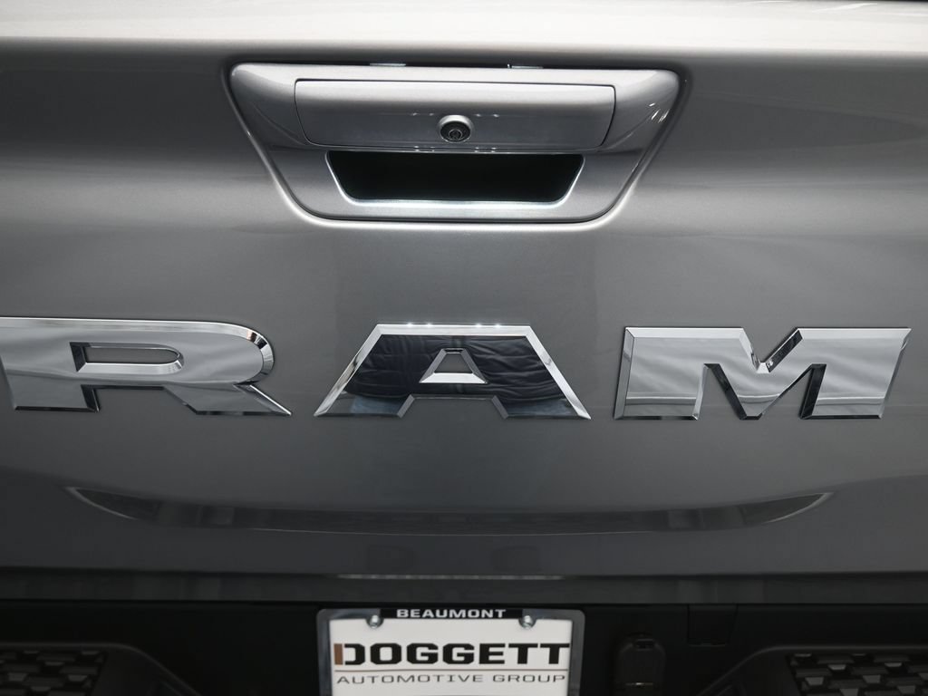 New 2026 RAM 1500 Laramie AWD/4WD image 14