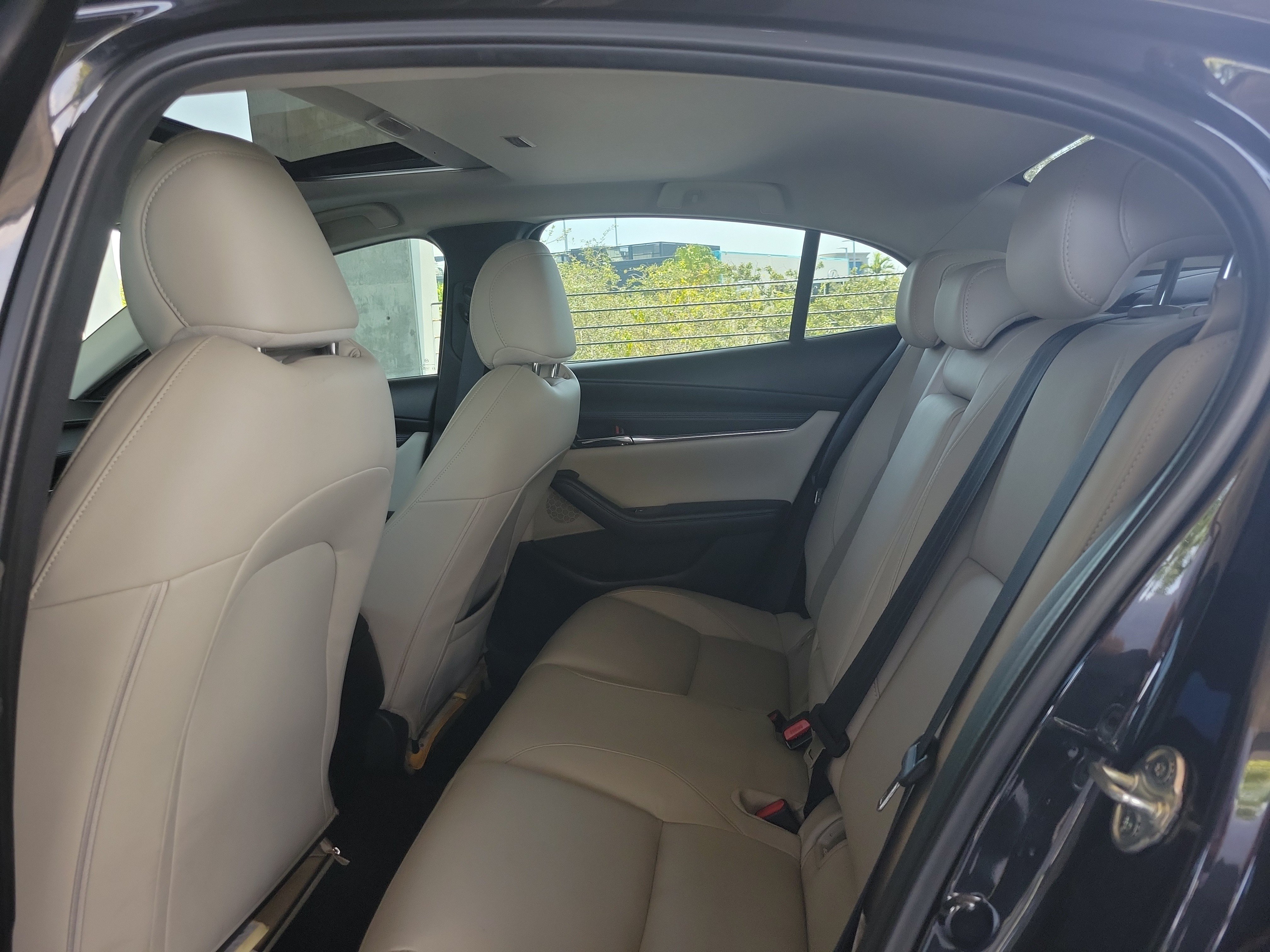 Used 2021 MAZDA MAZDA3 s FWD image 10