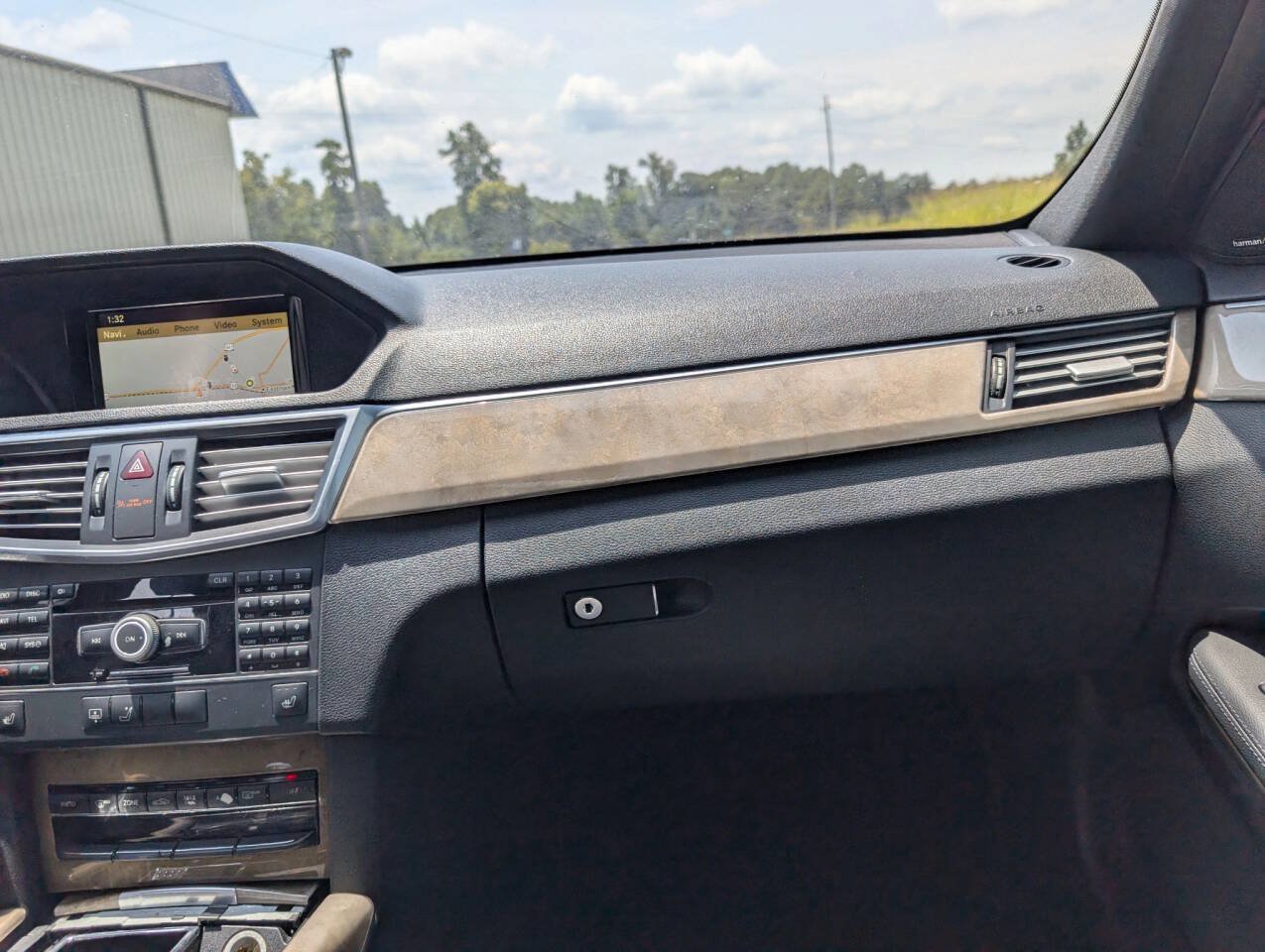 Used 2011 Mercedes-Benz E 350 4MATIC Sedan image 40