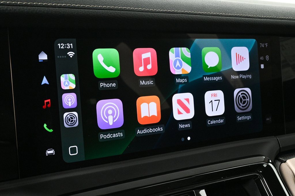 New 2026 Porsche Panamera 4 image 17