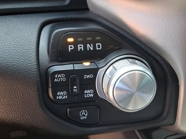 Used 2019 RAM 1500 Laramie AWD/4WD image 16
